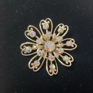 VTG Statement Aurora Borealis Rhinestone Flower Brooch Pin 2 In Gold Tone Glam